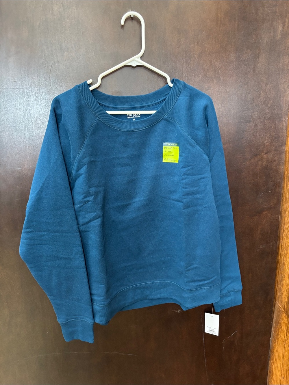 NWT tek gear Men's Teal Crewneck Sweatshirt with Chest Patch